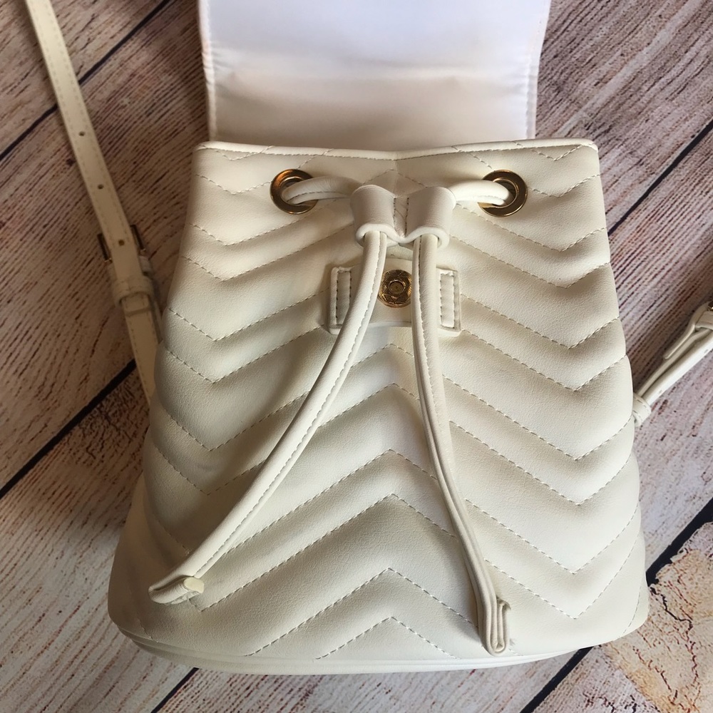 White Mini backpack - Picture 5 of 9